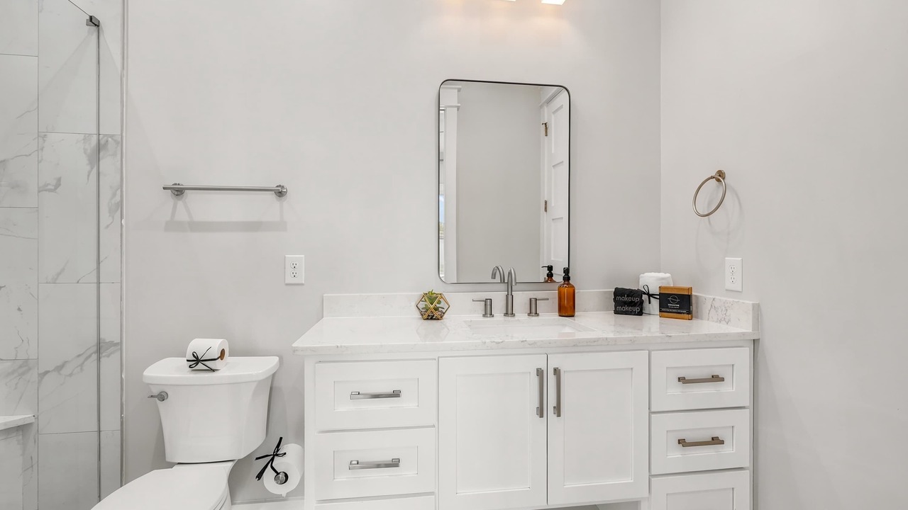 Photo of Bathroom in Laguna Beach