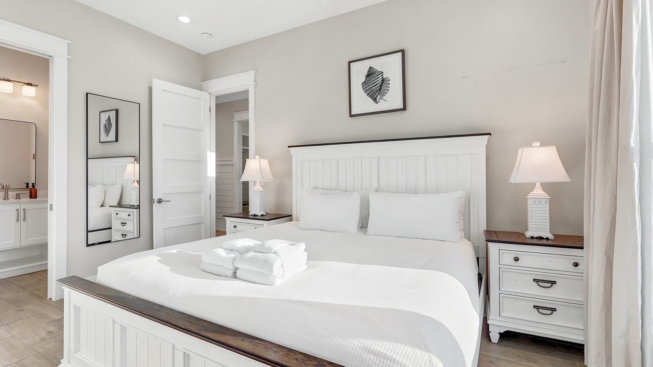 Photo of Bedroom in Laguna Beach