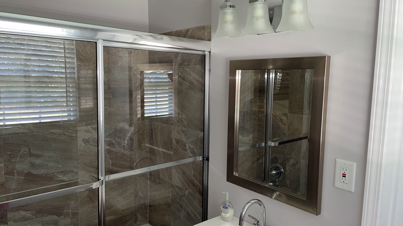 Photo of Bathroom in Riverdale