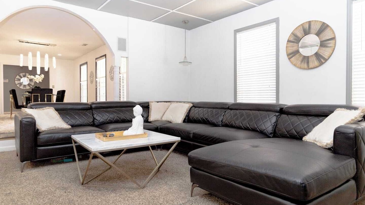 Photo of Livingroom in Riverdale