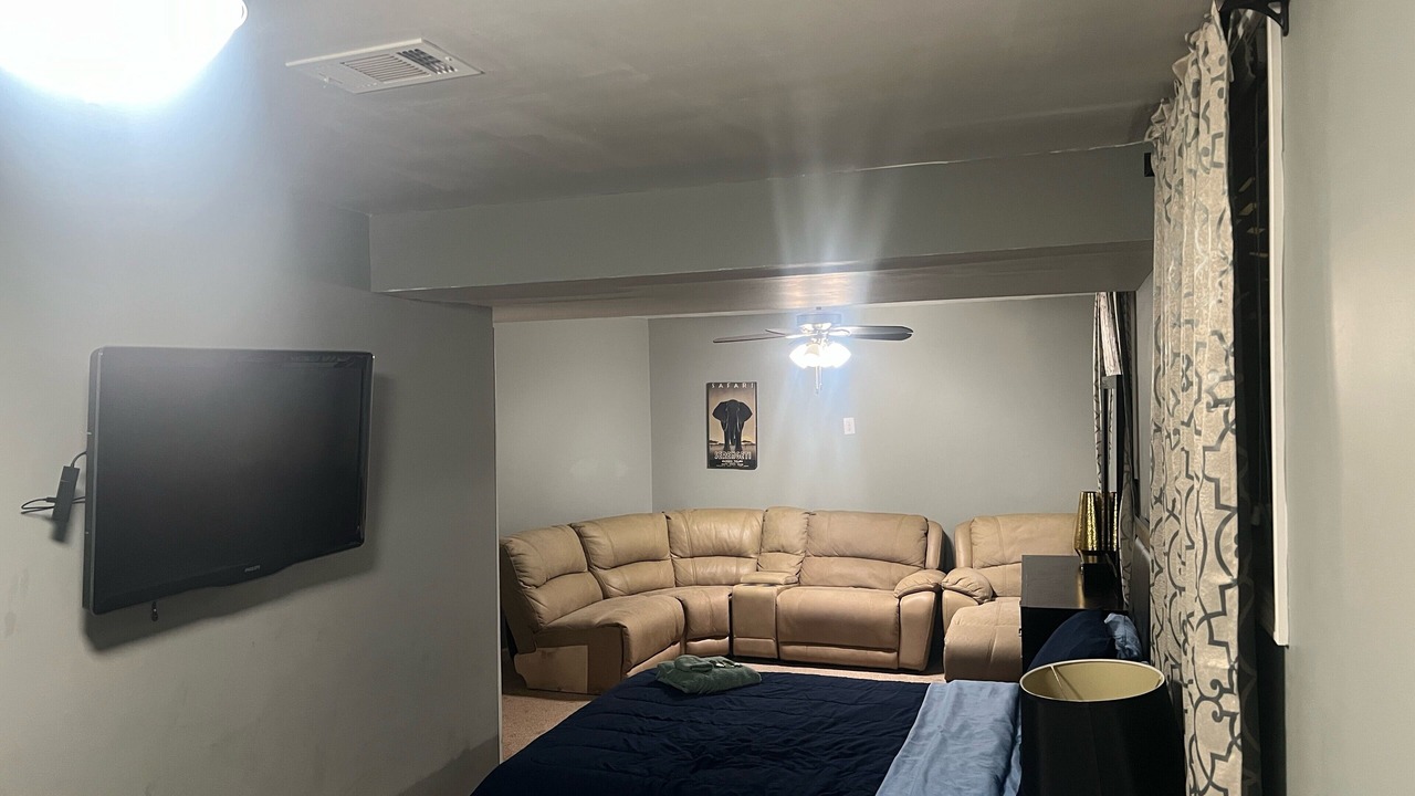 Photo of Bedroom in Riverdale