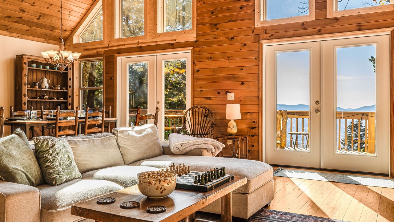 Photo of Livingroom in Sylva
