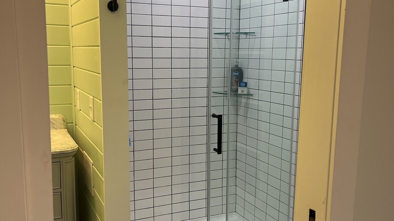 Photo of Bathroom in Boonville