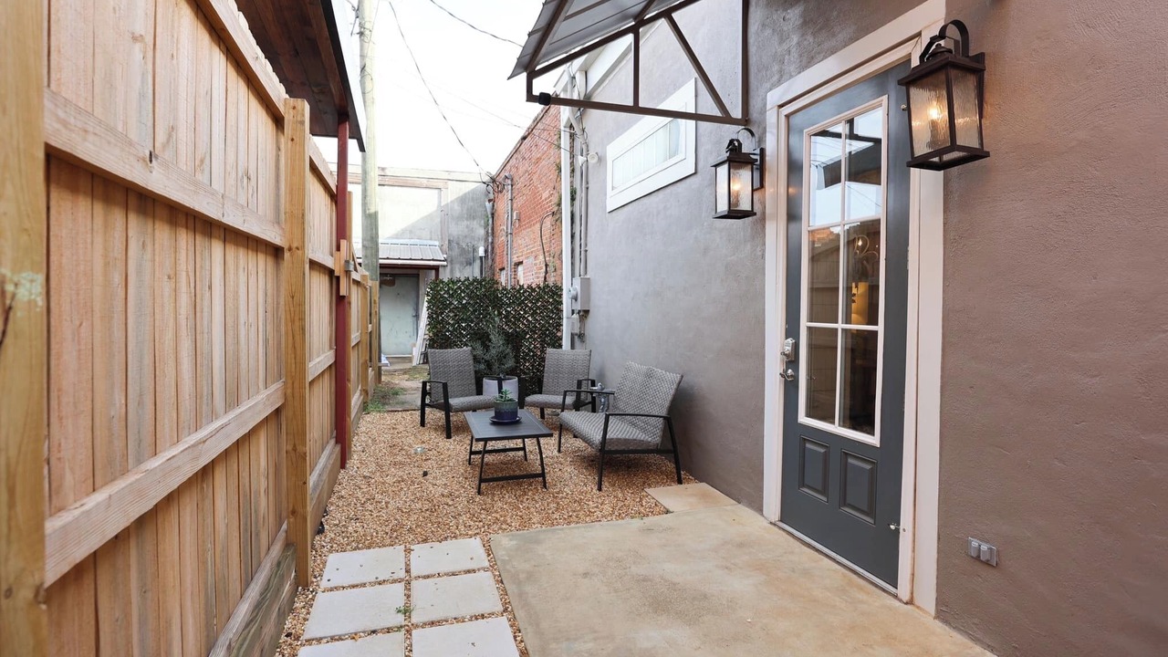 Photo of Patio Balcony in Headland