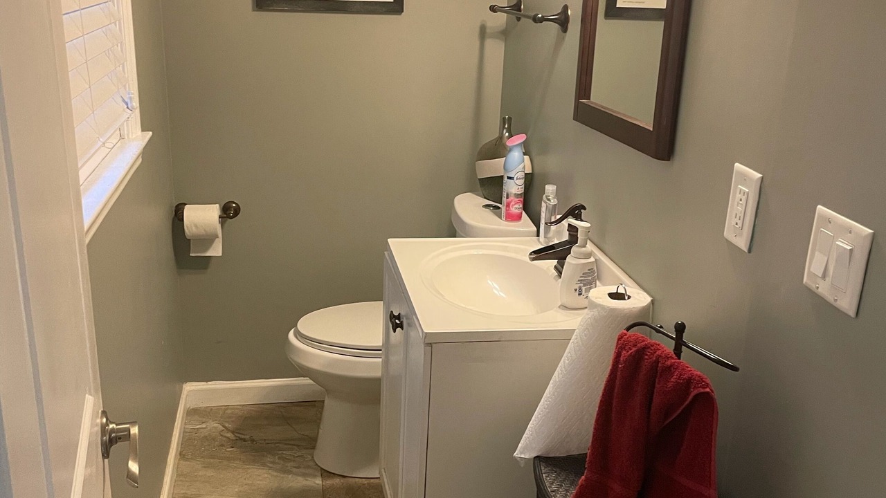 Photo of Bathroom in Riverdale