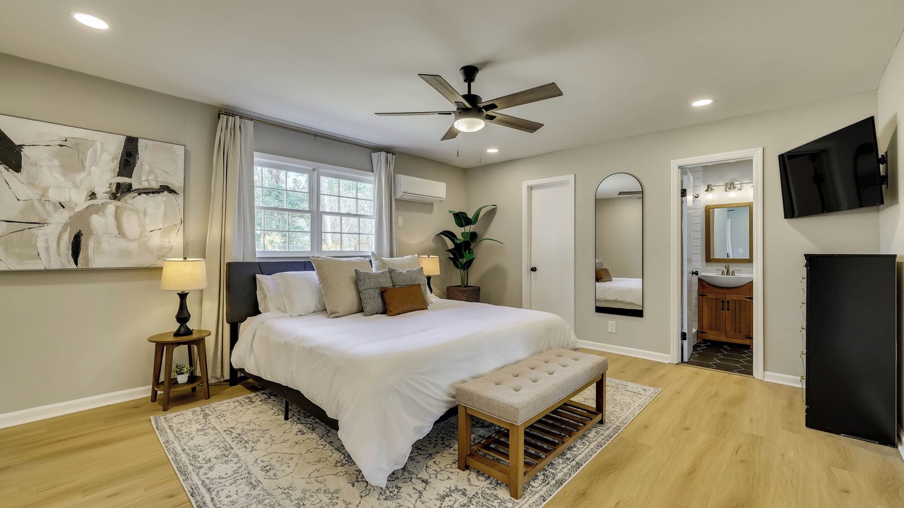 Photo of Bedroom in Augusta