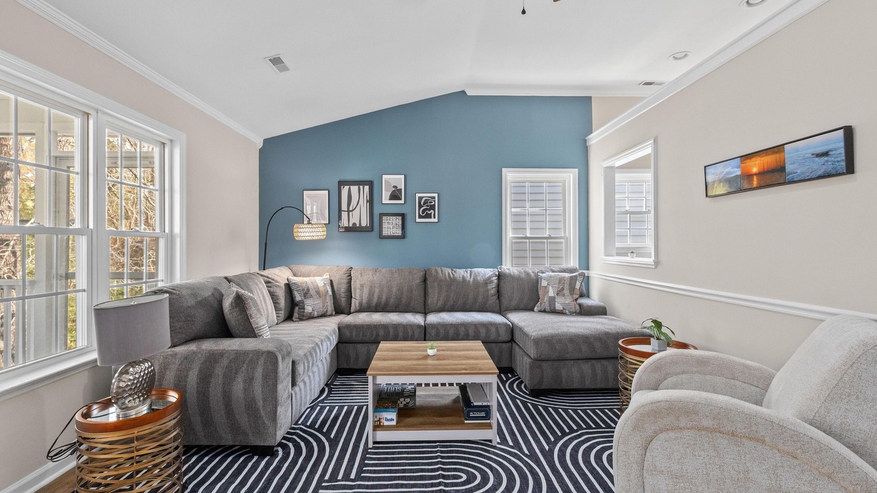 Photo of Livingroom in North Charleston