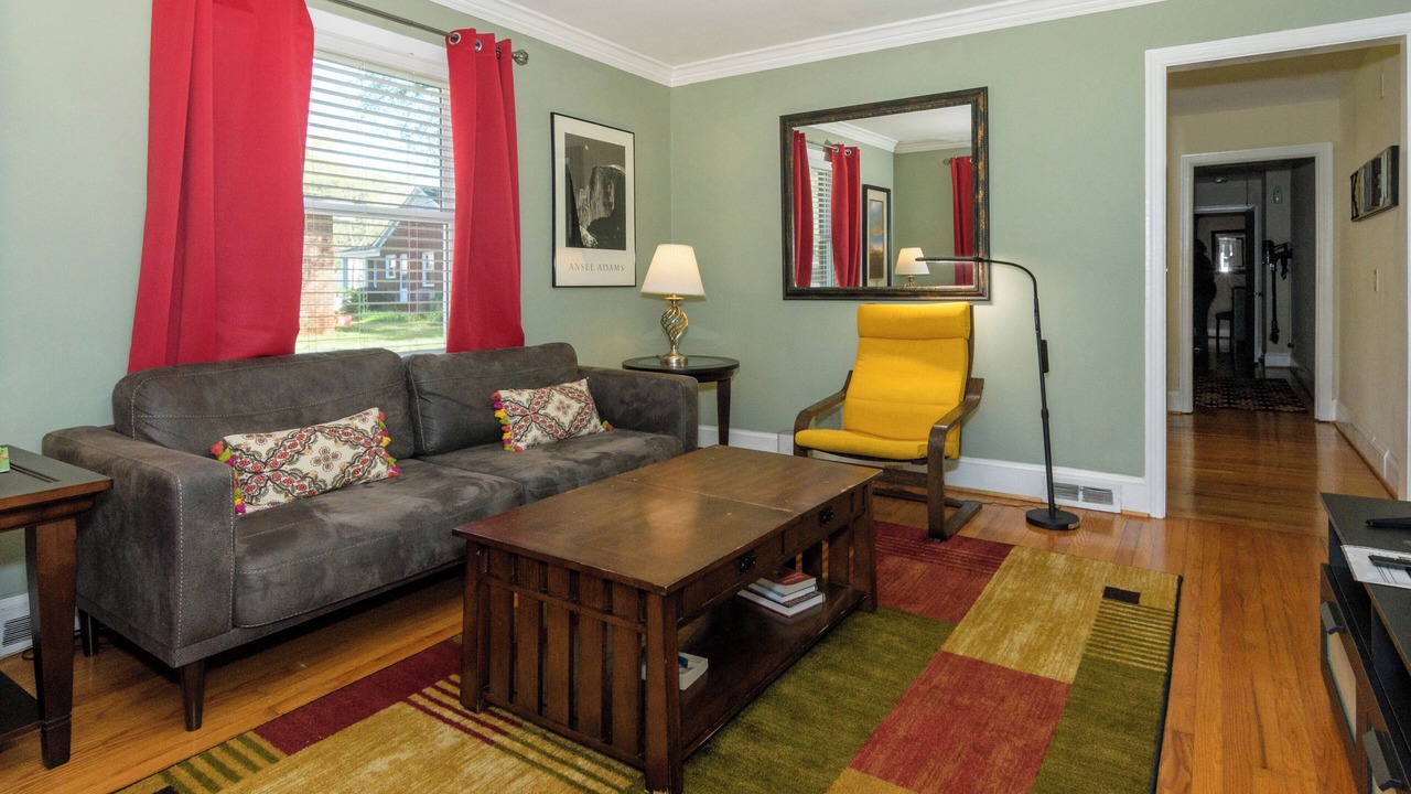 Photo of Livingroom in Plaza Midwood