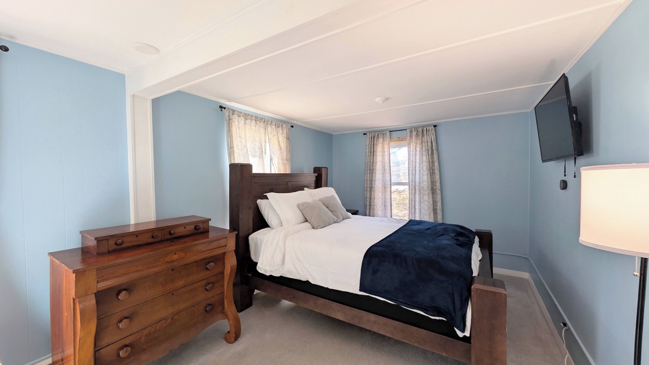 Photo of Bedroom in Conway