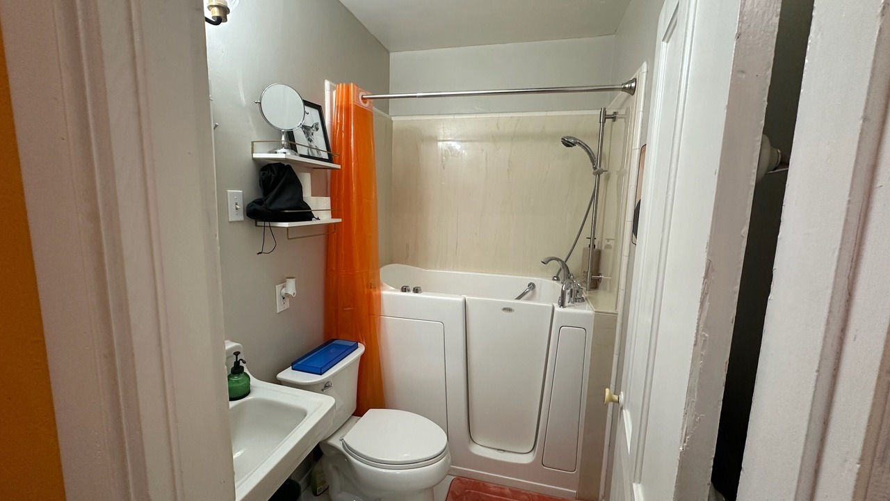 Photo of Bathroom in Downtown Las Vegas