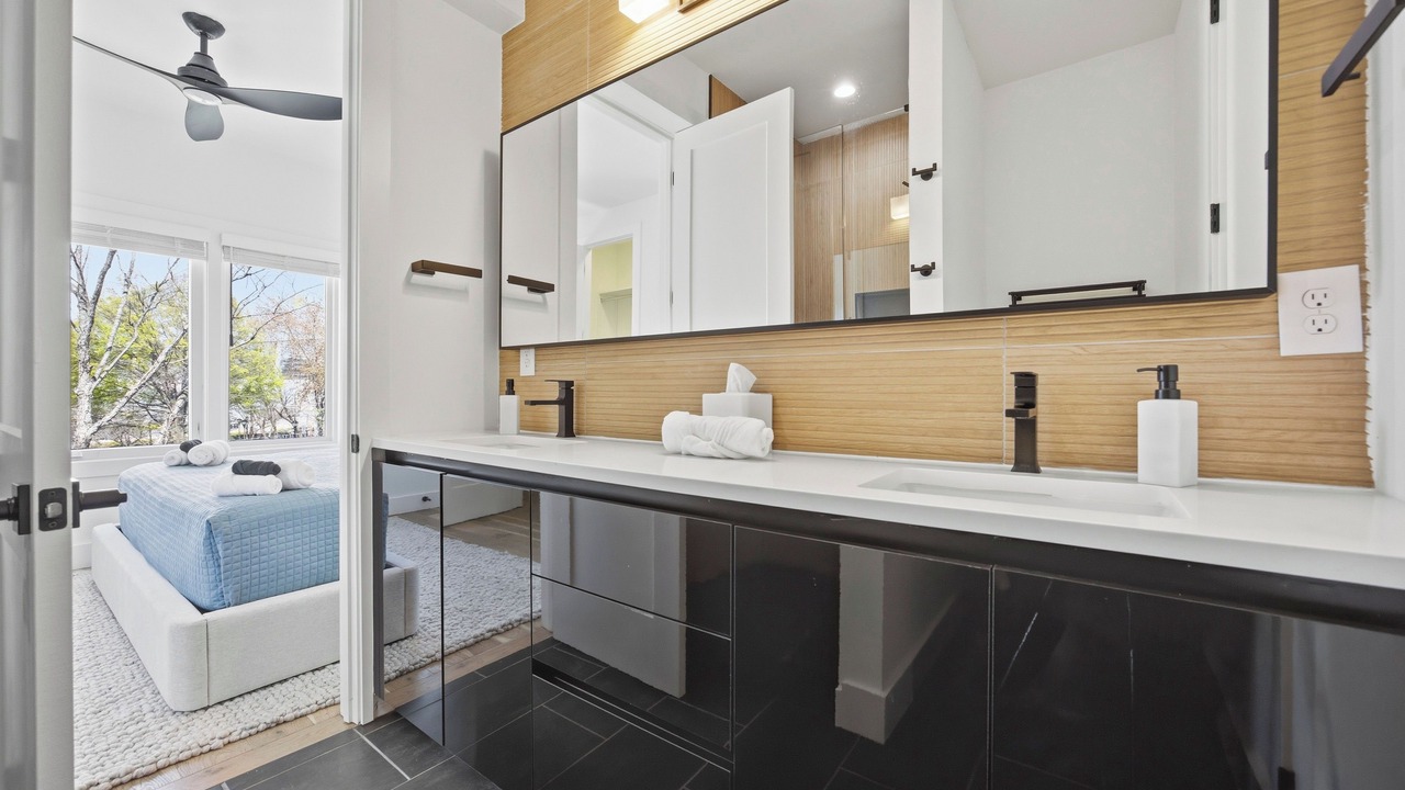 Photo of Bathroom in Castleberry Hill