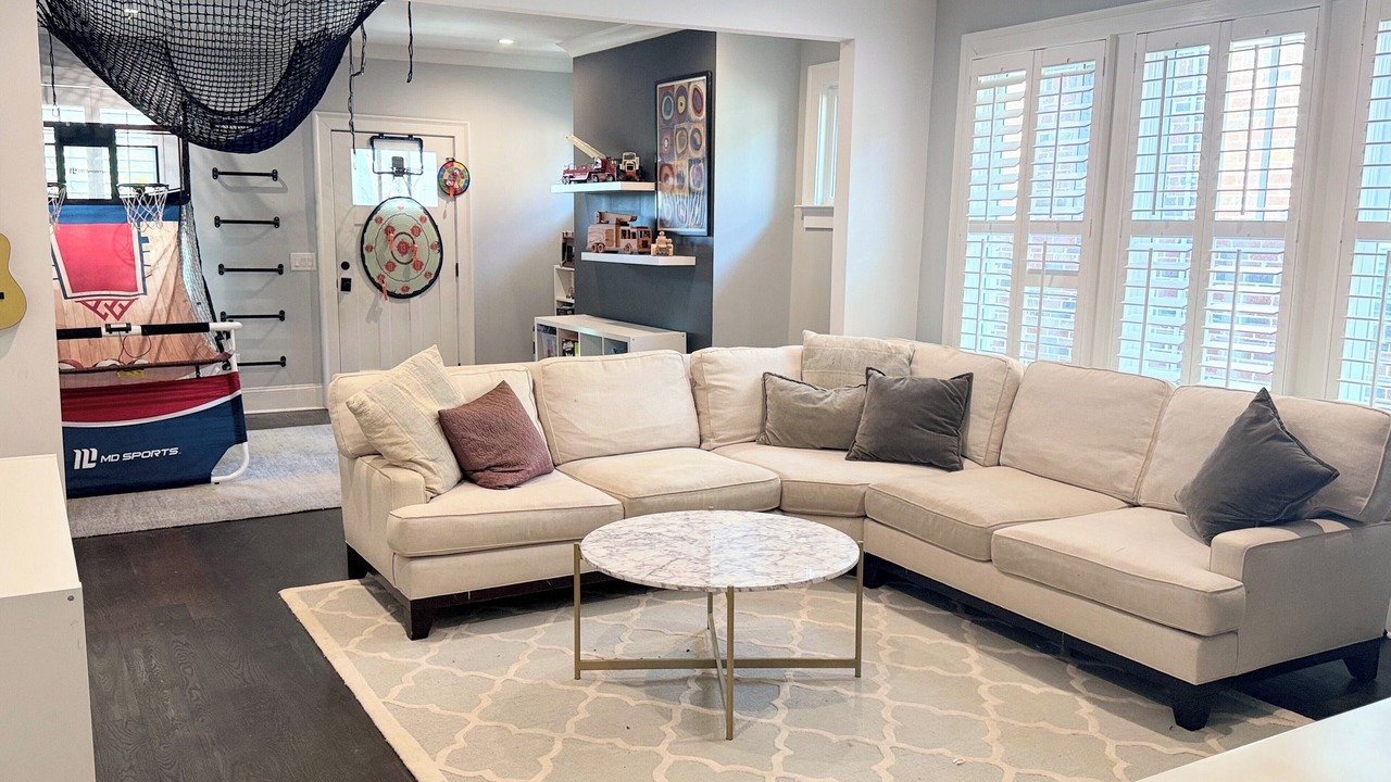 Photo of Livingroom in Midtown
