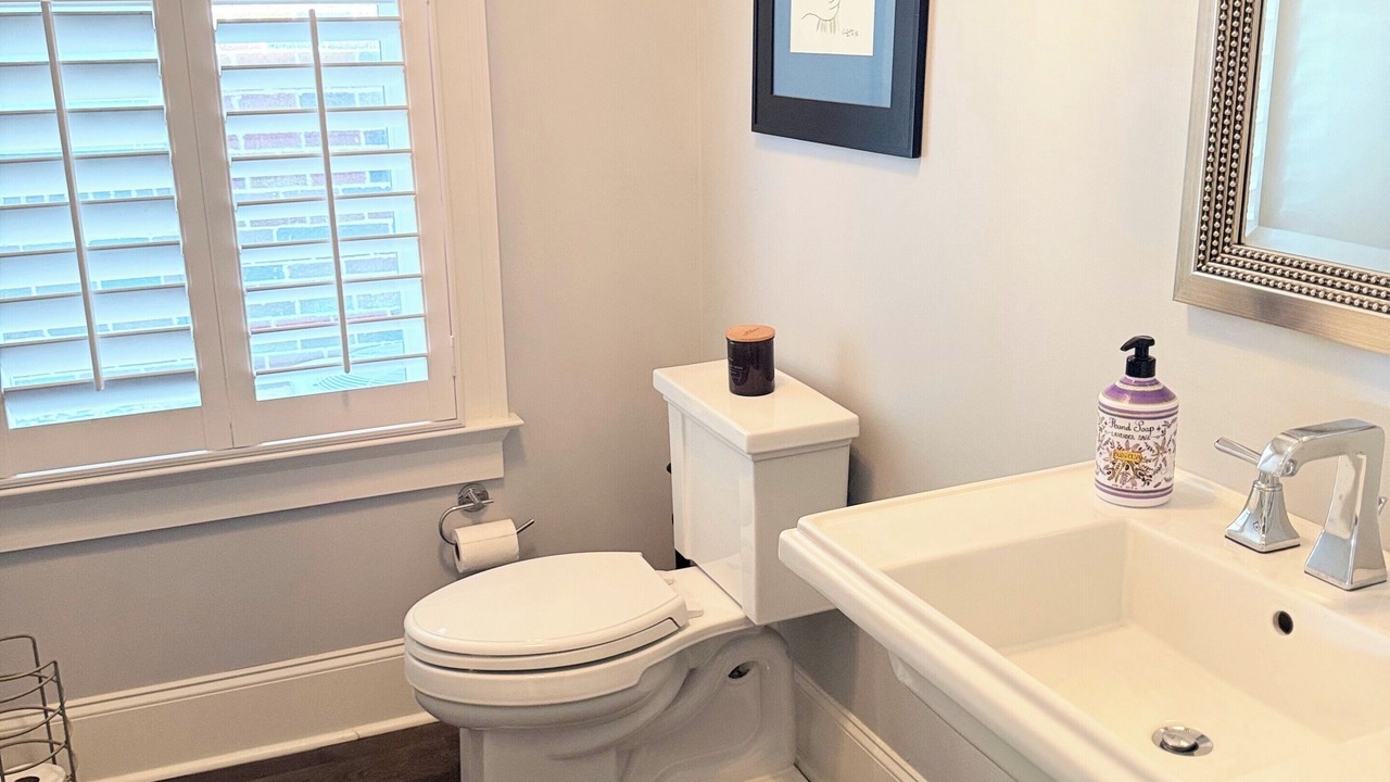 Photo of Bathroom in Midtown