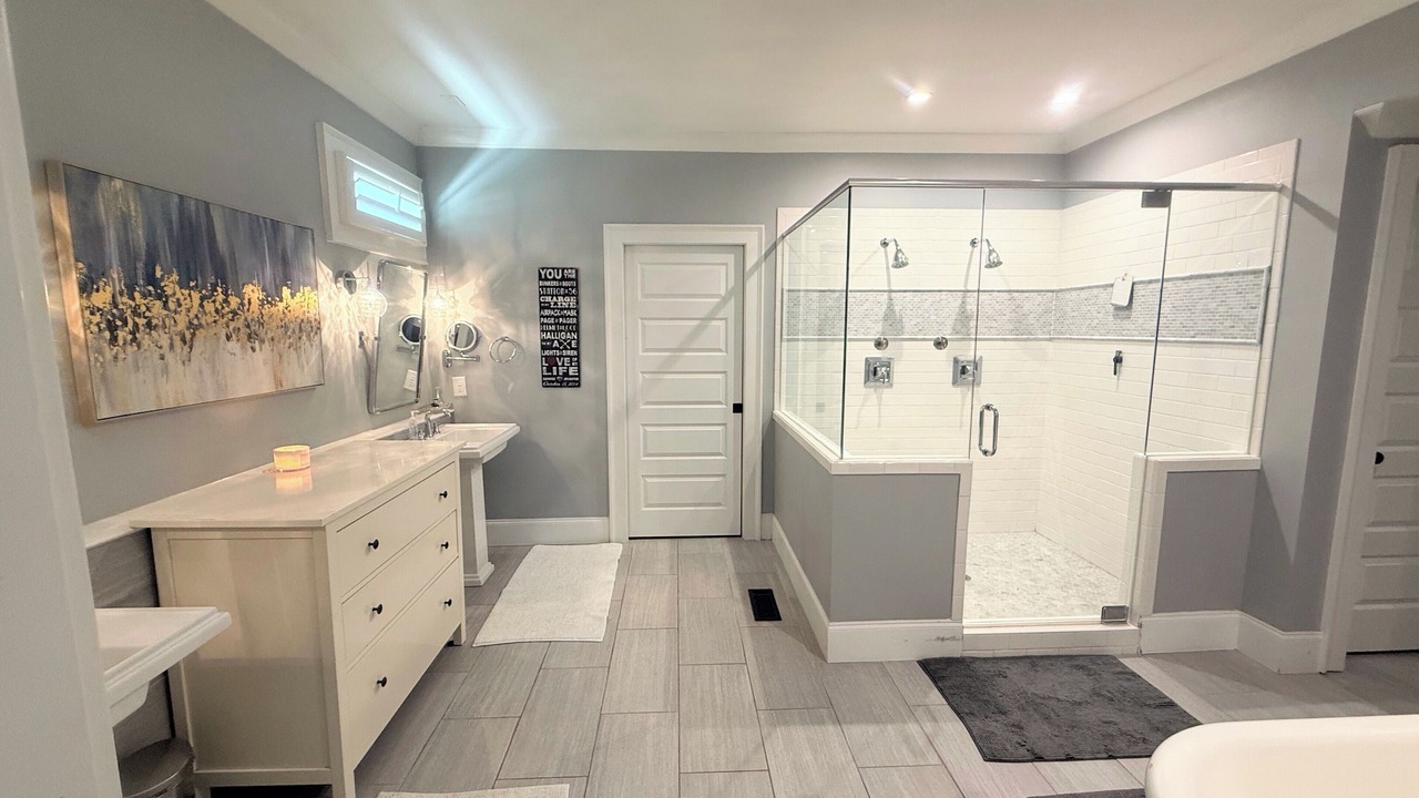 Photo of Bathroom in Midtown