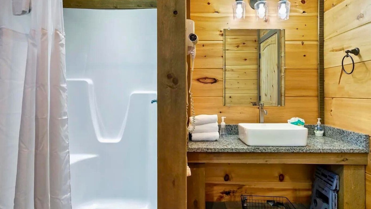 Photo of Bathroom in Sevierville