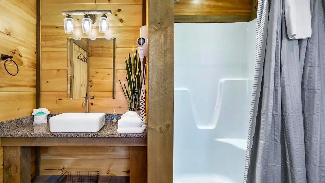 Photo of Bathroom in Sevierville