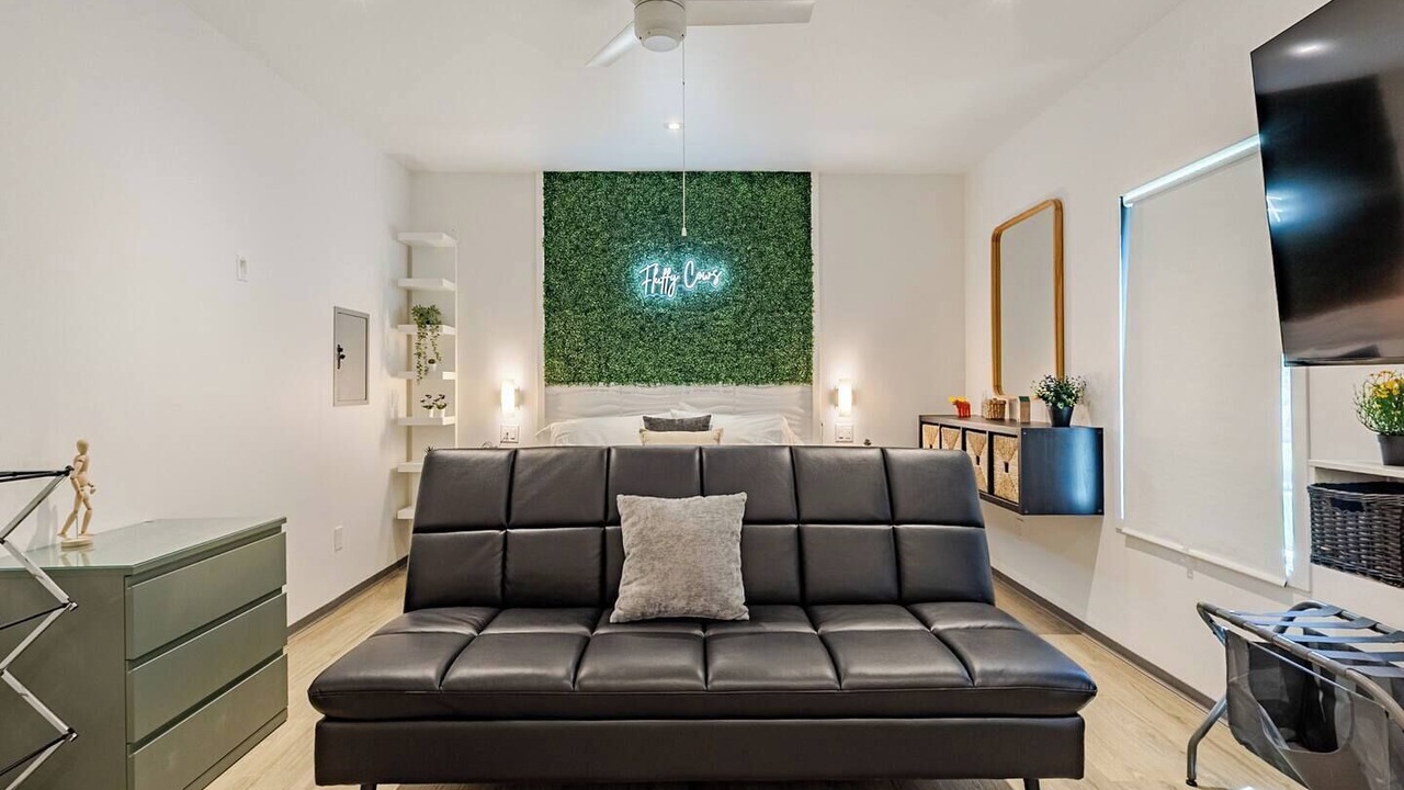 Photo of Livingroom in Jefferson City