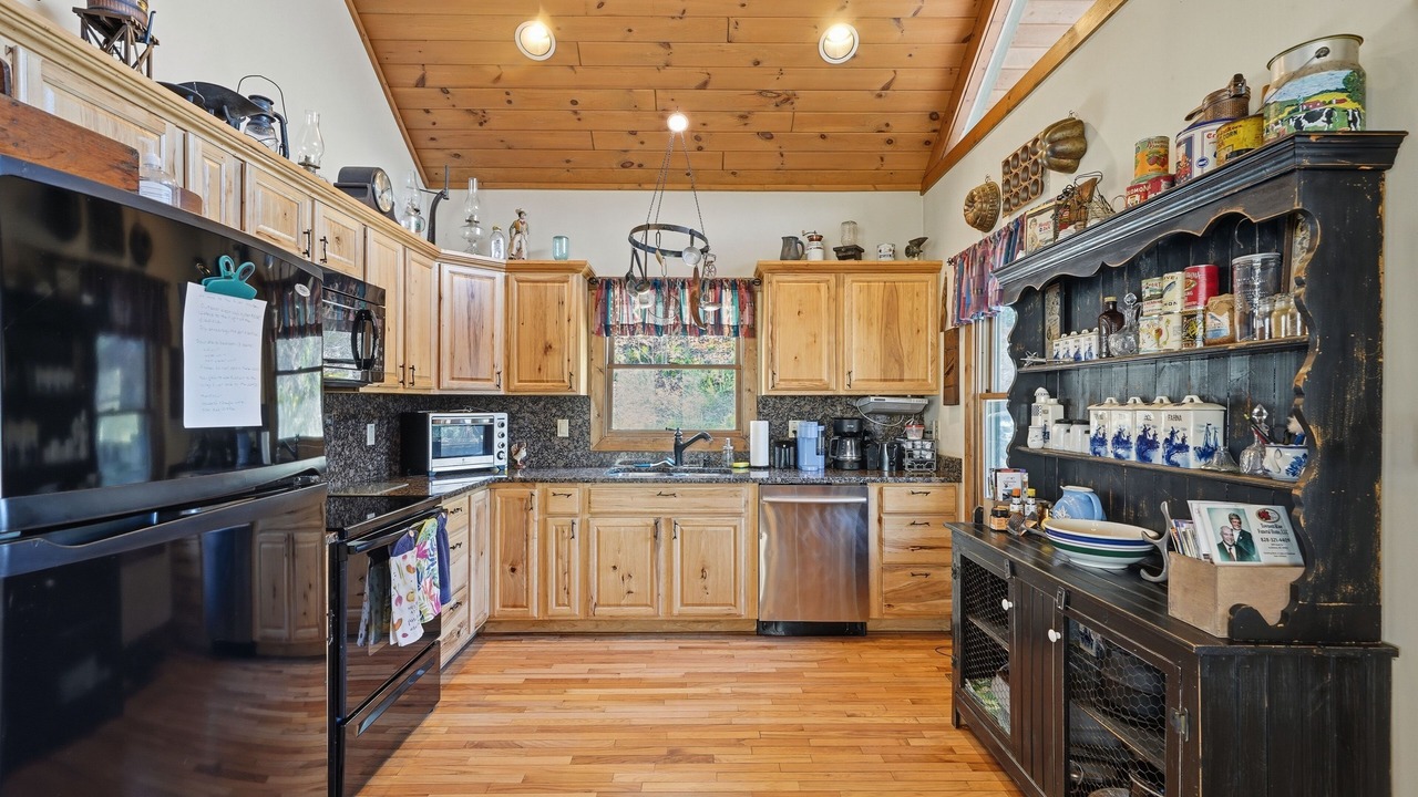Photo of Kitchen in Marble