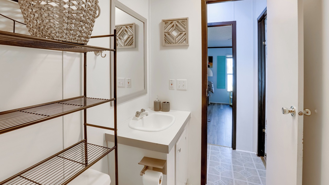 Photo of Bathroom in Midway