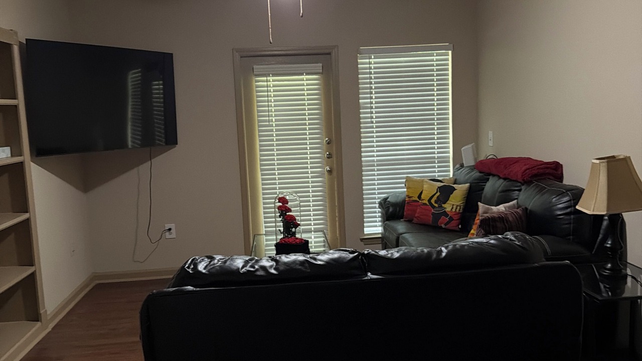 Photo of Livingroom in Town Center