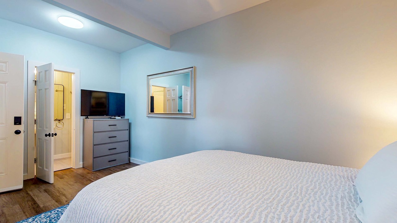 Photo of Bedroom in Edisto Island
