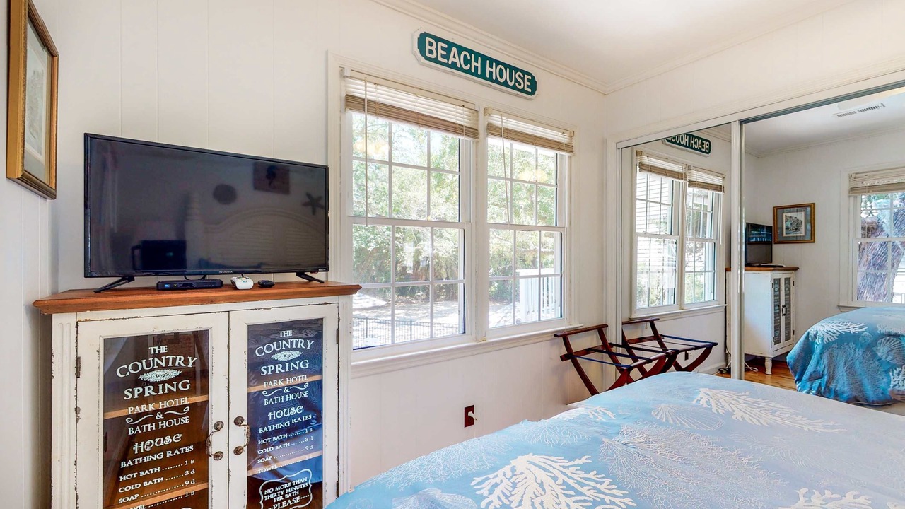 Photo of Bedroom in Edisto Island