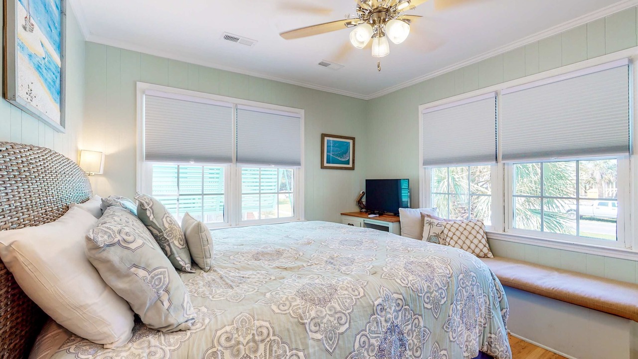 Photo of Bedroom in Edisto Island