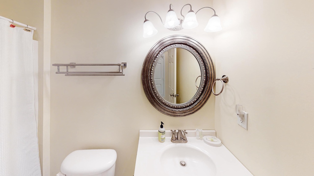 Photo of Bathroom in Ocean Ridge