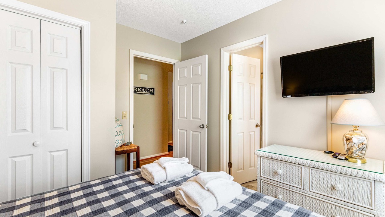 Photo of Bedroom in Edisto Island