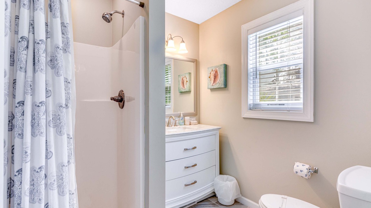 Photo of Bathroom in Edisto Island