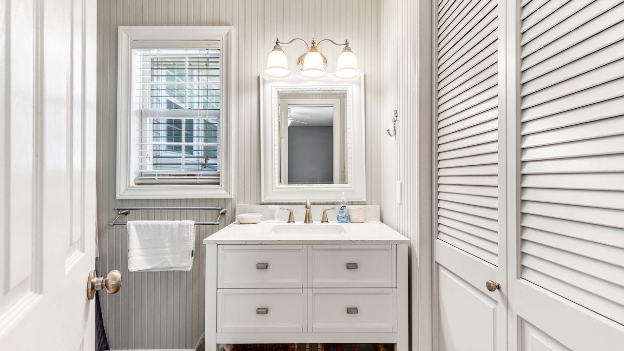 Photo of Bathroom in Edisto Island