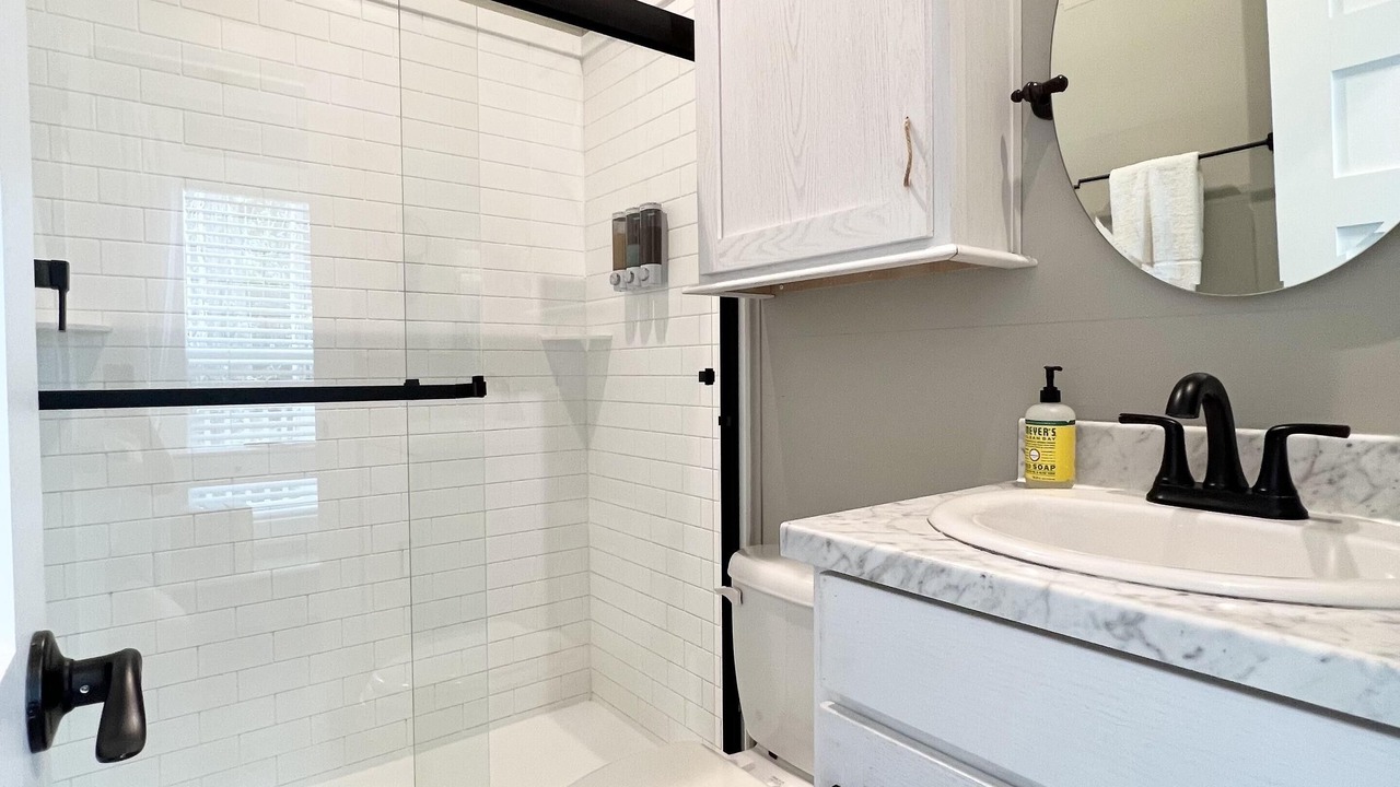 Photo of Bathroom in Baker County
