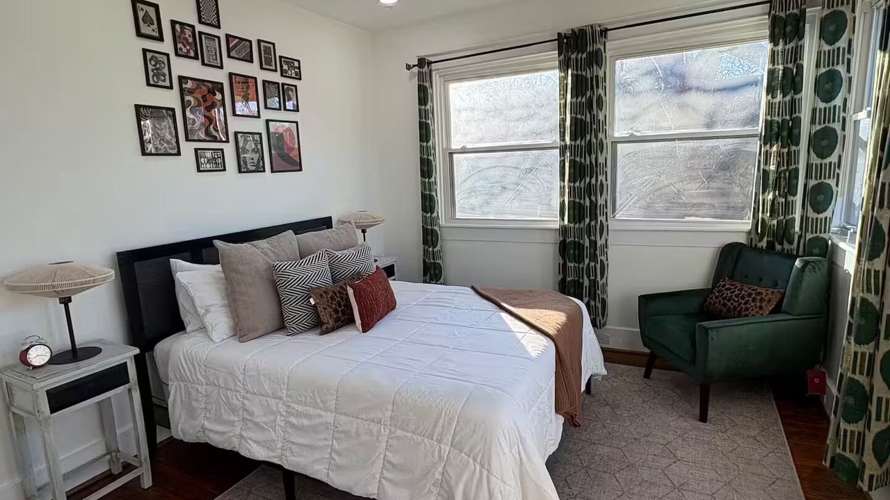 Photo of Bedroom in Five Points South