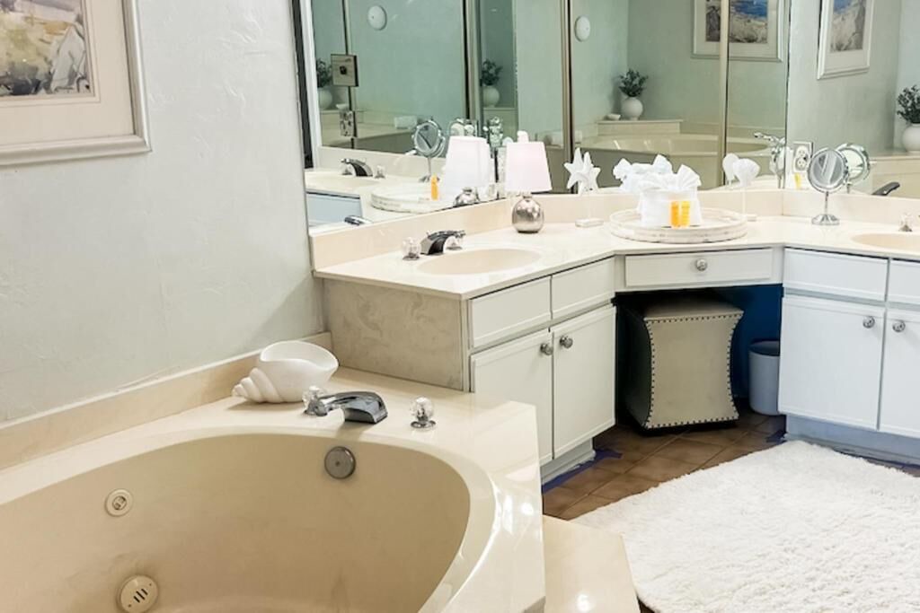 Photo of Bathroom in Miramar Beach