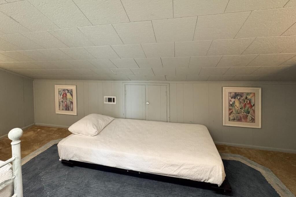 Photo of Bedroom in Miramar Beach