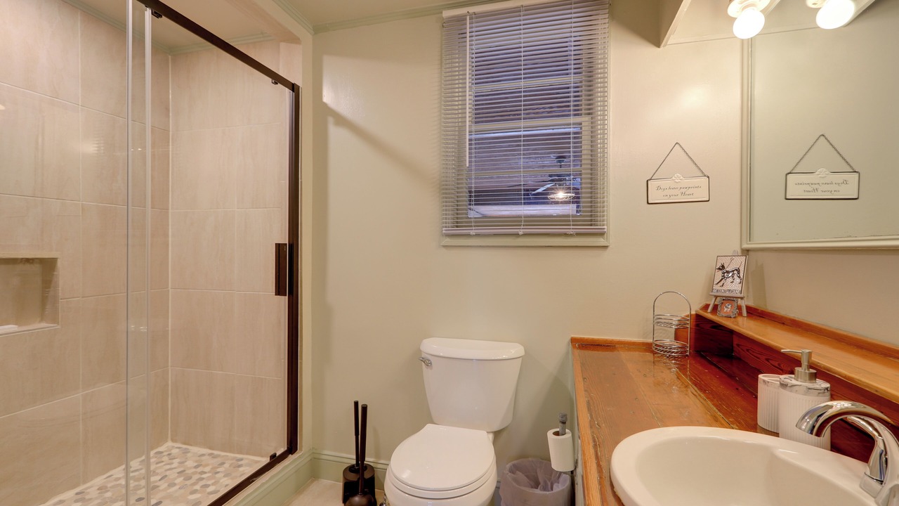 Photo of Bathroom in Macon