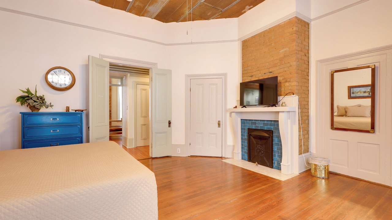 Photo of Bedroom in Macon