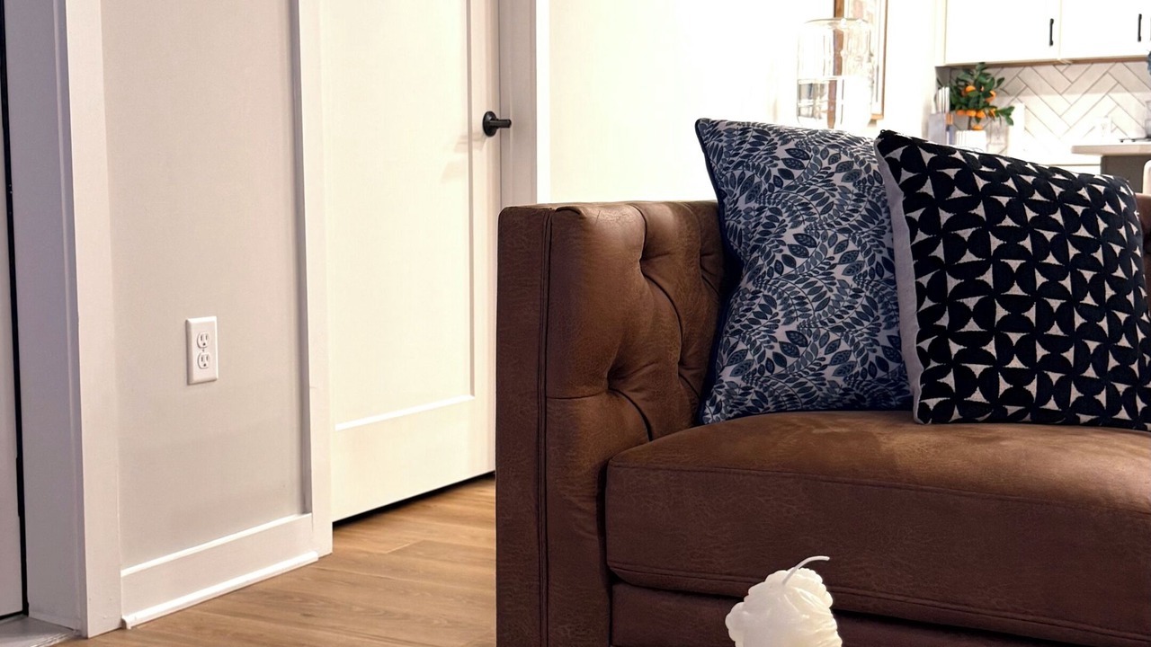 Photo of Livingroom in Hitch Village - Fred Wessels Homes