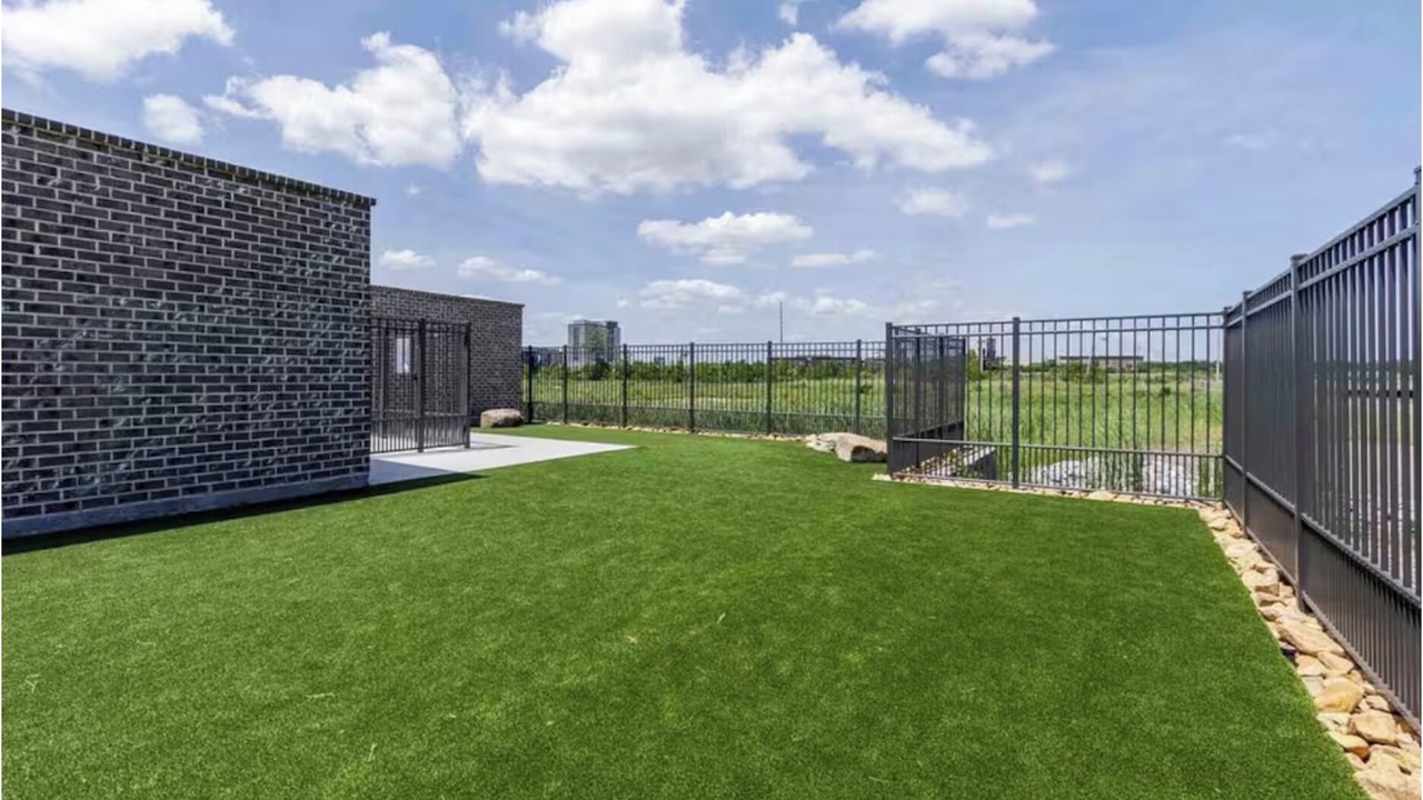 Photo of Outdoor in Hitch Village - Fred Wessels Homes