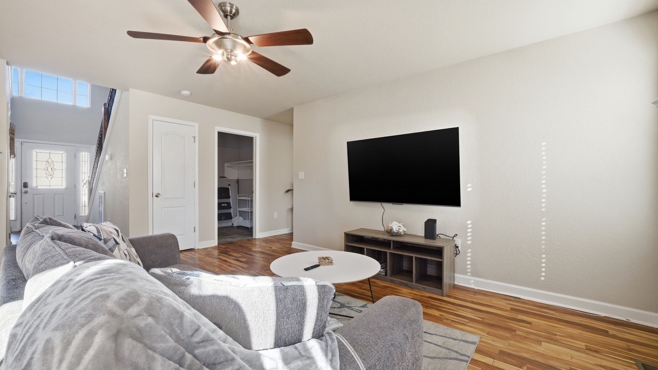 Photo of Livingroom in Newport News