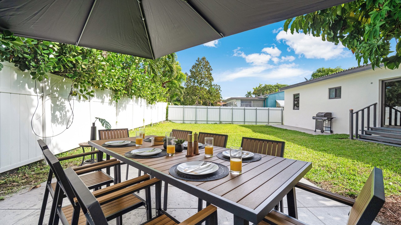 Photo of Outdoor in Miami Shores
