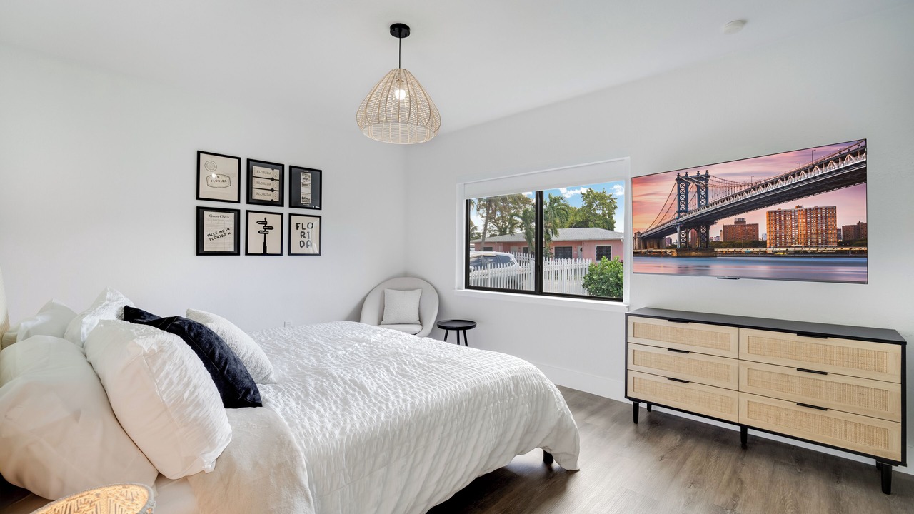 Photo of Bedroom in Miami Shores
