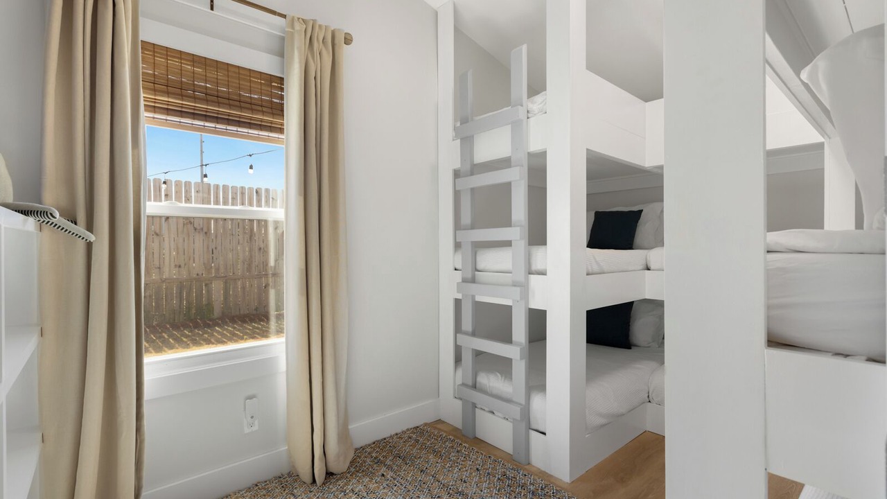 Photo of Bedroom in Inlet Beach Heights