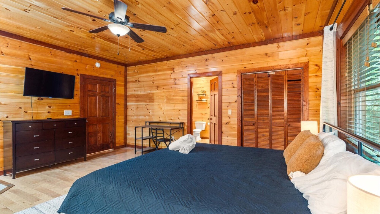 Photo of Bedroom in Cosby