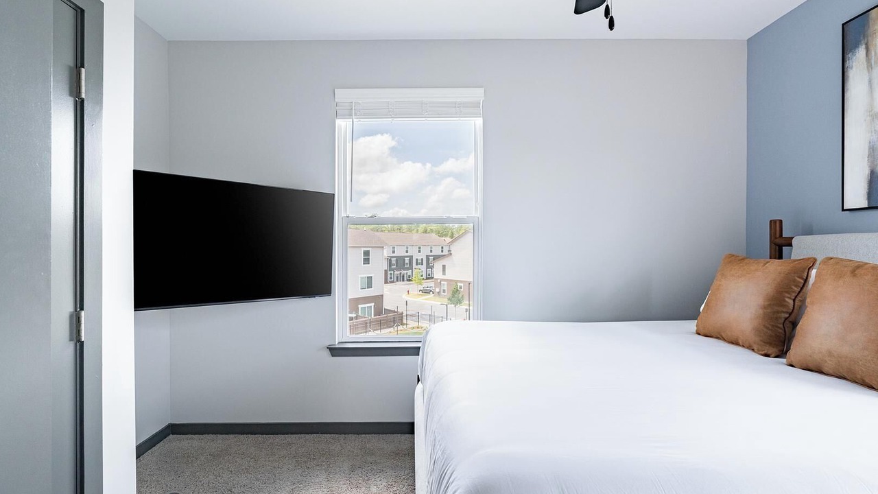 Photo of Bedroom in Northwest Pensacola