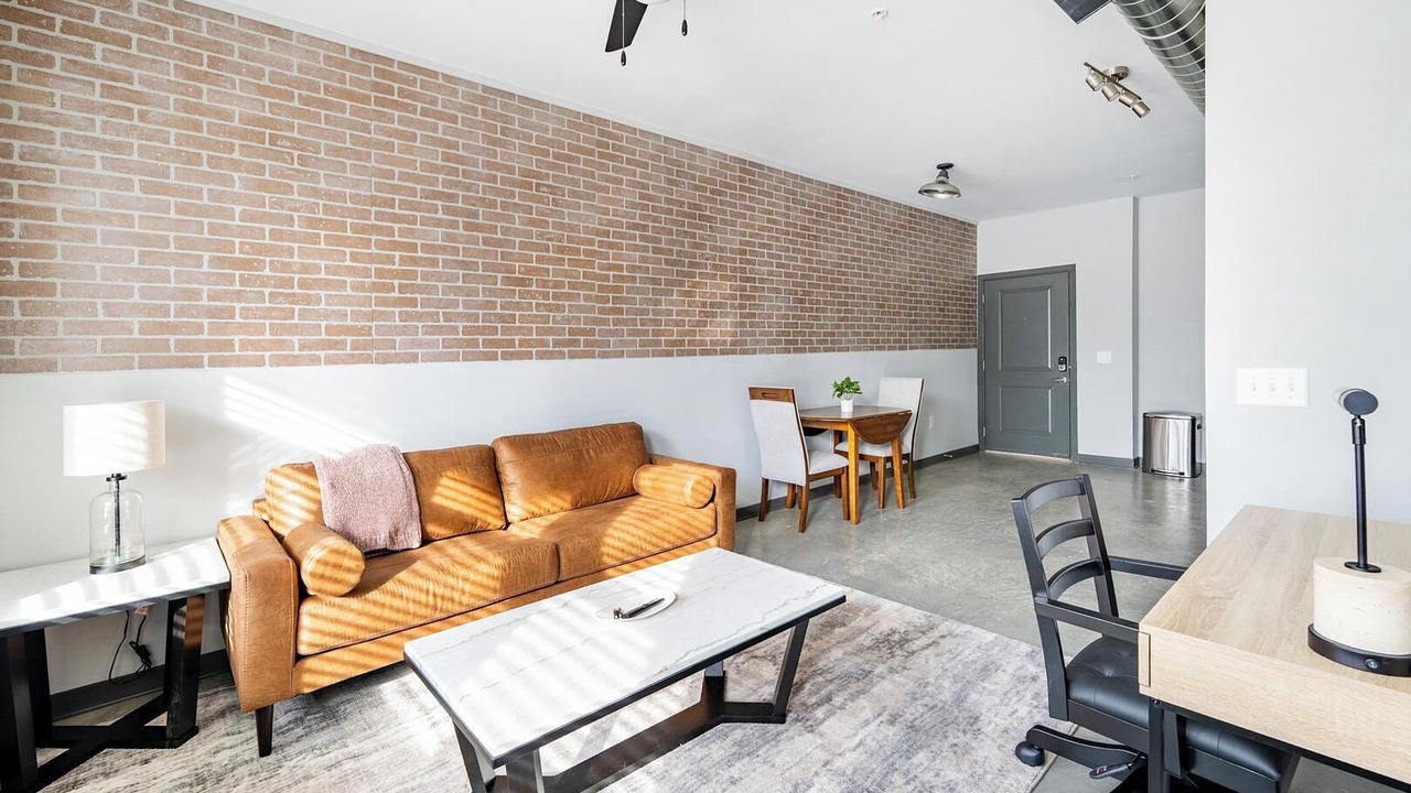 Photo of Livingroom in Northwest Pensacola