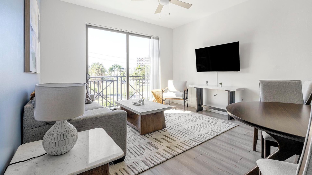 Photo of Livingroom in Fort Myers River District