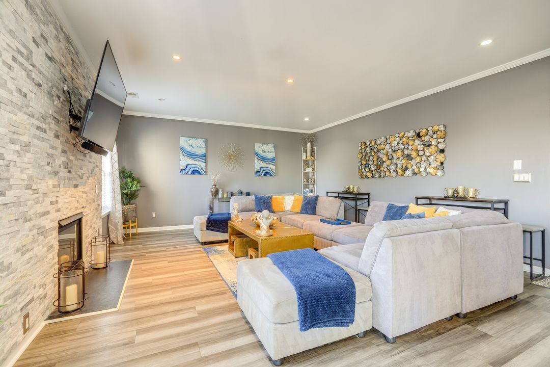 Photo of Livingroom in Fairburn