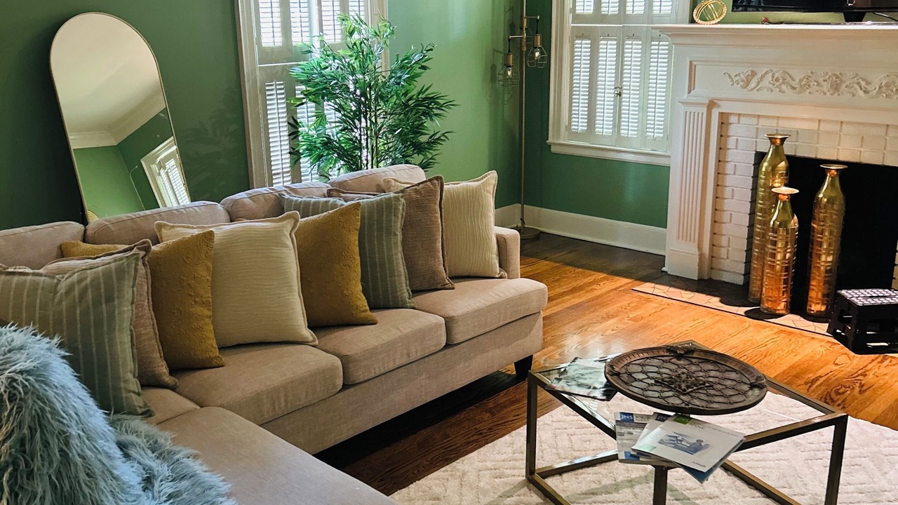Photo of Livingroom in Albany