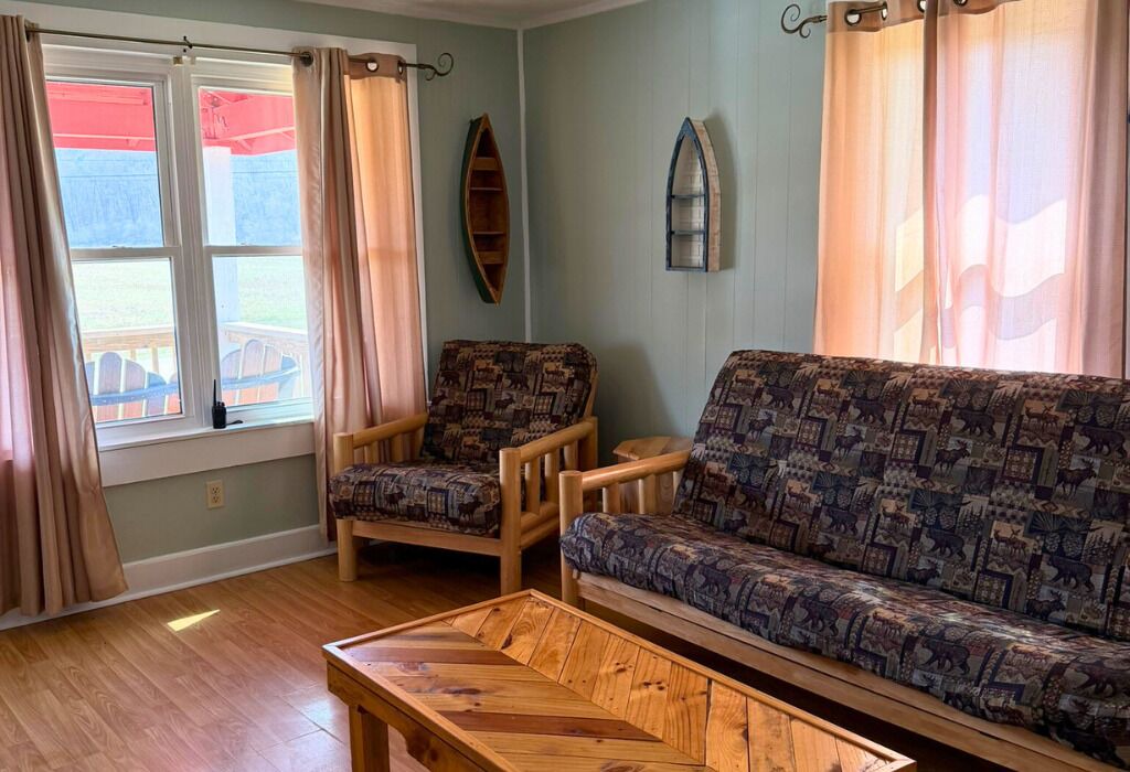 Photo of Livingroom in Cave Spring